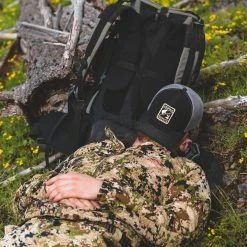 Wildlife Trucker Hat -telescope Sales Store dfp 18 05 19 0398 scaled